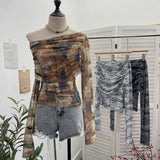 Tie-Dye-Print Mesh Folded Long-Sleeved T-Shirt With A Word-Collar Slanted Shoulder-To-Back Short Top