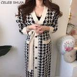 Autumn Knitted Dress Woman Single-breasted V-neck Elegant Knit Dress Bodycon Woman Apricot Plaid Luxury Sweater
