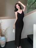 Elegant Knitted Dress With An Elegant Knit Dress And A Slim Woman With A Thin Hook Flower Hollowed-Out Hip Back Skirt-Outfit