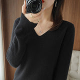 Winter New Cashmere Sweater Women Keep Warm V-neck Pullovers Knitting Sweater Fashion Korean Long Sleeve Loose