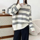 Woherb / Winter 2023 Wear A Lazy Round-Neck Top With Striped Knit And Fufu Sweater-Outfit