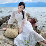 Tea Break Gentle Wind V Collar Bubble Sleeve Yunnan Tourism White Dress Female Senior Sense Lace Dress-Outfit
