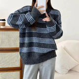 Woherb / Winter 2023 Wear A Lazy Round-Neck Top With Striped Knit And Fufu Sweater-Outfit
