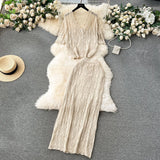 Style Wears A Minority Lazy Style Suit, A Knitted Cardigan, A High-Waisted Long Skirt, A Fashion Two-Piece Suit-Outfit